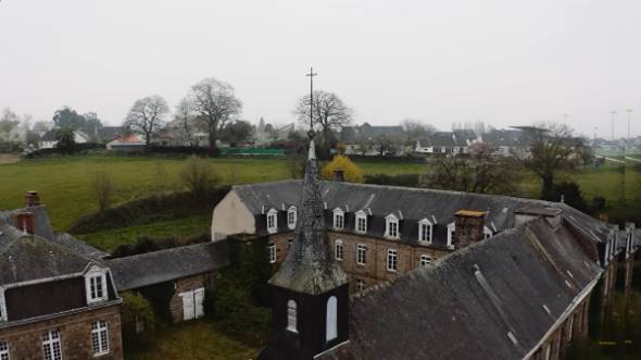 修道院をリノベーション