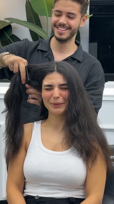 ロングヘアから大人っぽいショートカットに