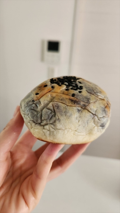 薄皮ってレベルじゃないあんパン