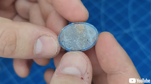 石ころがアクセサリーに