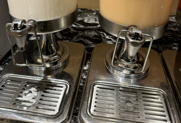 北海道牛乳とソフトカツゲン