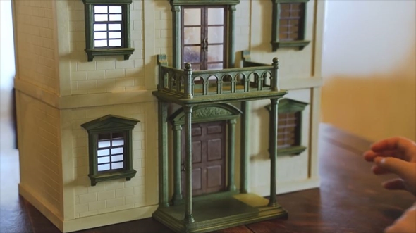 1987年のアンティーク調なシルバニアハウス