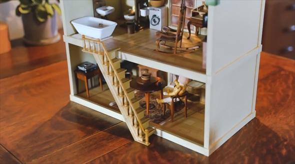 1987年のアンティーク調なシルバニアハウス