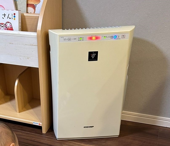 おならをしたら激おこな空気清浄機