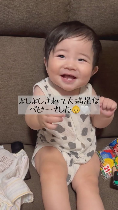 パパの帰宅に喜ぶ赤ちゃん