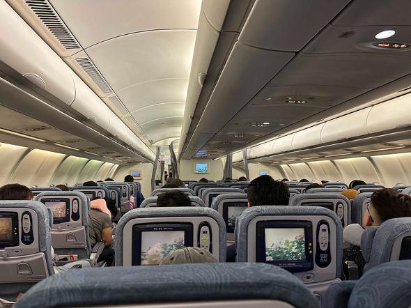 エコノミークラスの席