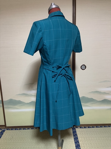 母が作ったレトロかわいいワンピース