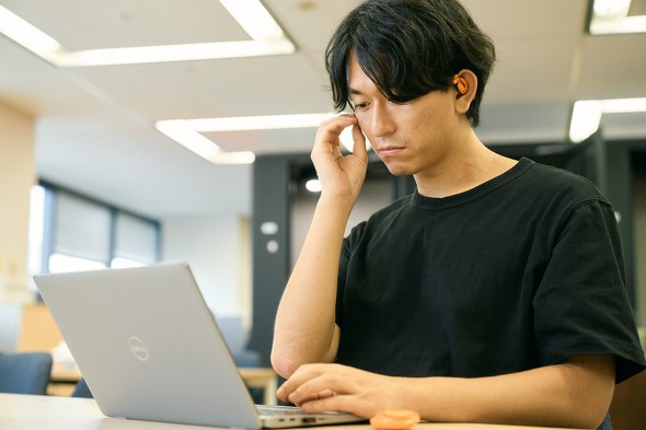 ゲオ　イヤホン　完全ワイヤレスオープンイヤーイヤホン