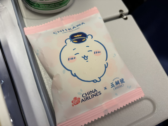 チャイナエアラインのお菓子がちいかわ