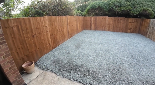 荒れた庭　ビフォーアフター　清掃