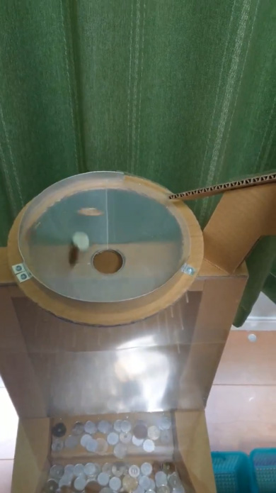 絶対たまる 楽しい 貯金箱 メダル落とし メダルゲーム 自作