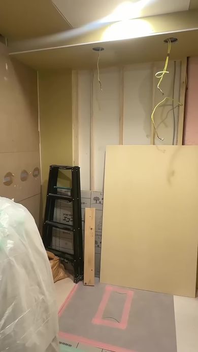 リノベーション作業の一コマ