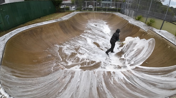 スケートパーク　ビフォーアフター