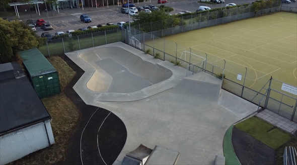 スケートパーク　ビフォーアフター