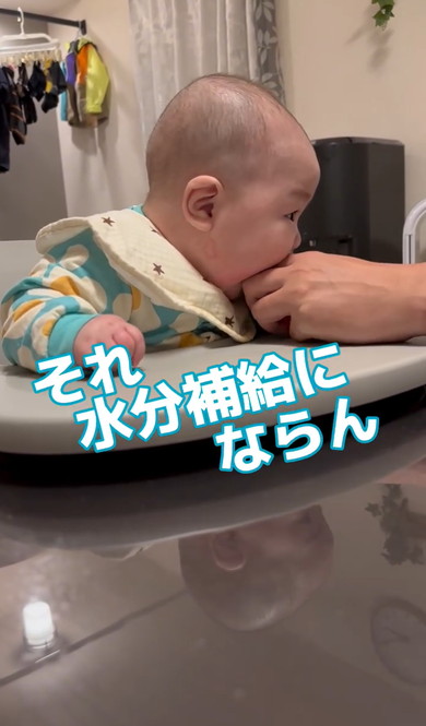 赤ちゃんとパパの会話