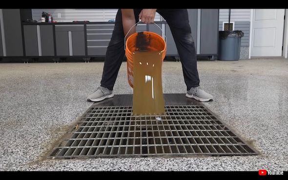 クルマ 洗車 海外 YouTube