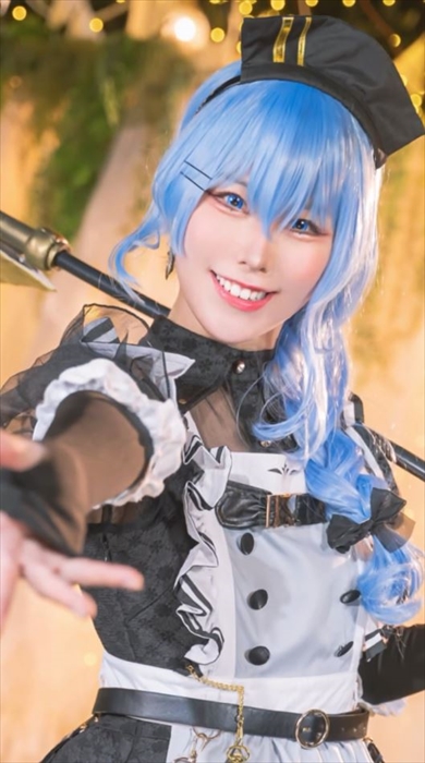 すっぴんから星街すいせいに大変身