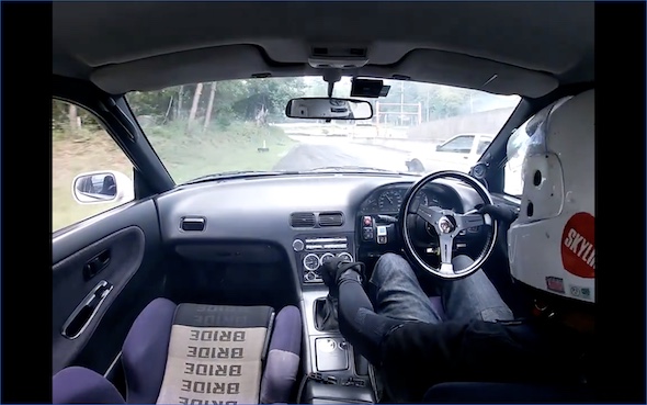 ドリフト かっこいい 抜き方