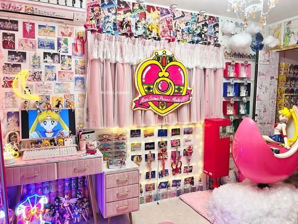 希少】セーラームーン アクセサリーケース ピンク （劇場版「美