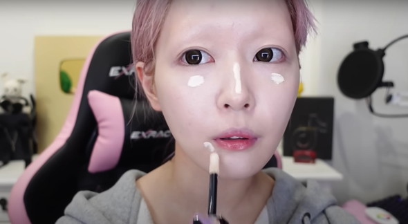 寝坊した日の盛れるメイク