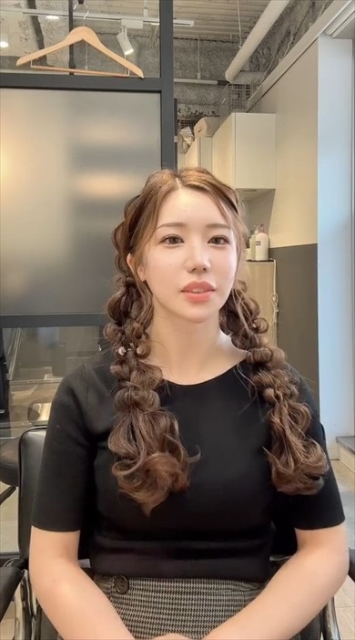 メイド服を着るためにヘアアレンジしてもらったら