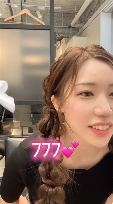 メイド服を着るためにヘアアレンジしてもらったら