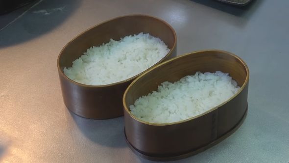 料理研究家リュウジのレシピをまねてのり弁を作る