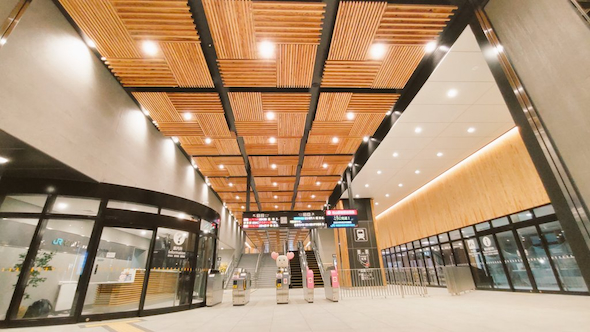 JR松山高架駅の開業日