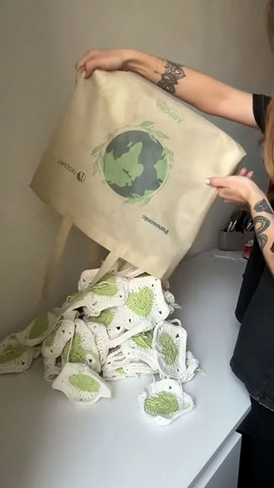 ハートのモチーフをたくさん作ったところ