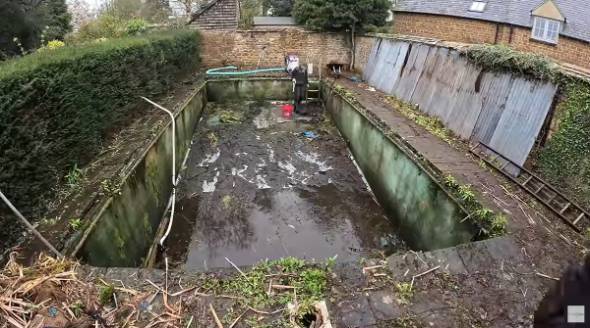 YouTubeチャンネル「thep00lguy ML」