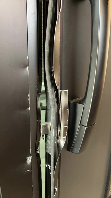 空き巣被害にあったドア