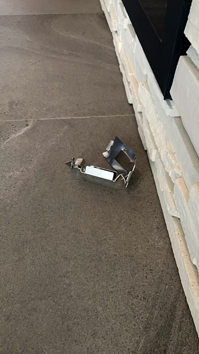 空き巣被害にあったドア