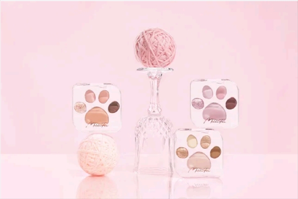 ガチャになった肉球パレット