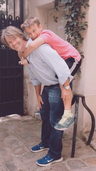 再現する親子写真