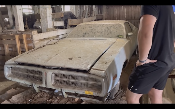 洗車 ダッジ チャージャー