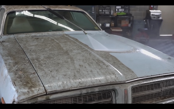 洗車 ダッジ チャージャー