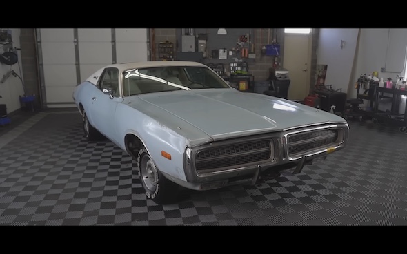 洗車 ダッジ チャージャー