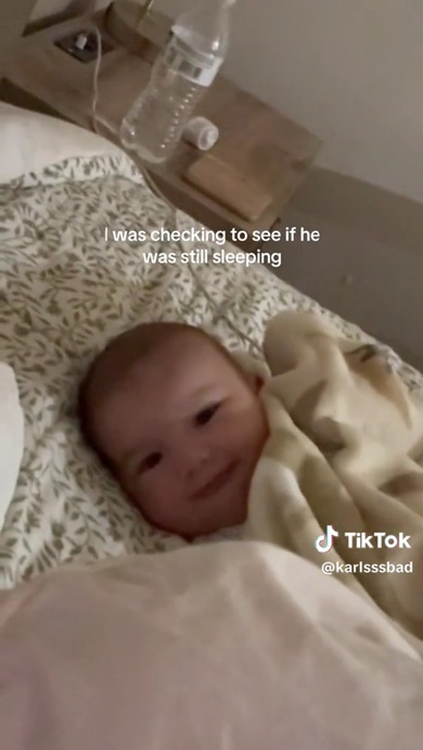 起きていた赤ちゃん