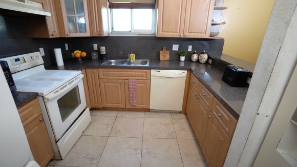 汚部屋 ルームクリーニング