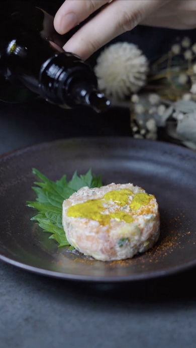 サーモンのなめろう