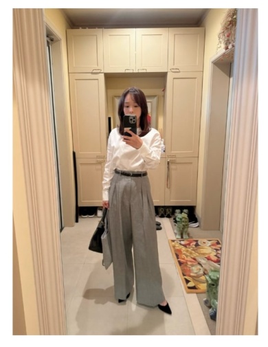 学校見学でのパンツスタイル