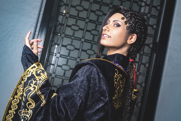 ツイステ・ジャミルのコスプレが解釈一致すぎてすごい