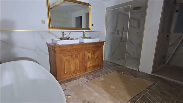 ボロボロの農家の家をオシャレにリノベーション