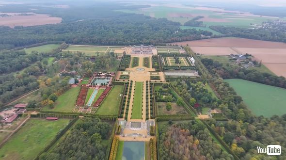 シャトー・デュ・シャン・ド・バタイユ全景