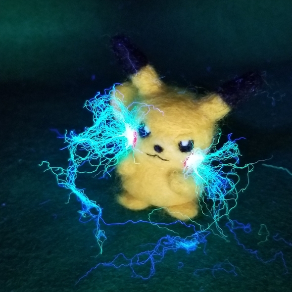 蛍光羊毛でピカチュウの電撃を再現