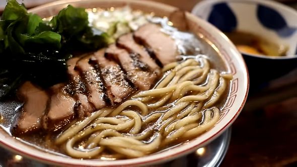動物系のだしを使った“エグ系”ラーメン