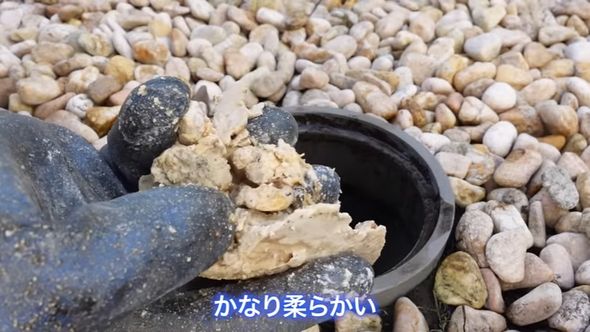 かなり柔らかい油汚れ