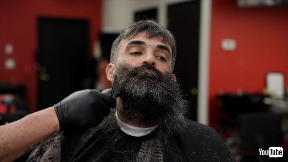 ヒゲもじゃの男性が爽やかに大変身