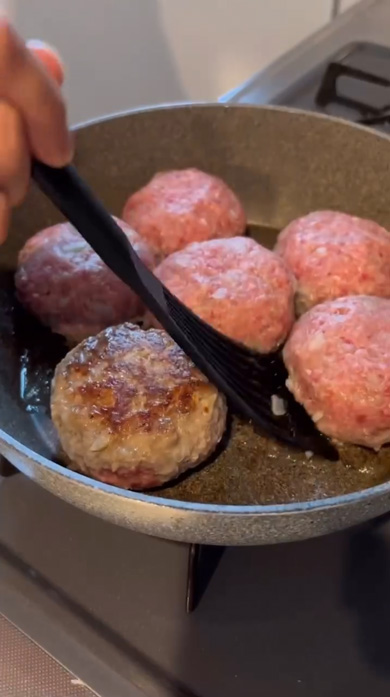 料理家 プロ デミ缶不要 煮込みハンバーグ ガッツリ レシピ アスリート飯
