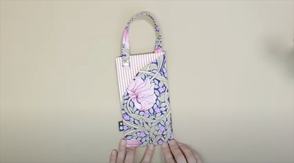 3回縫うだけのダブルメガネケース